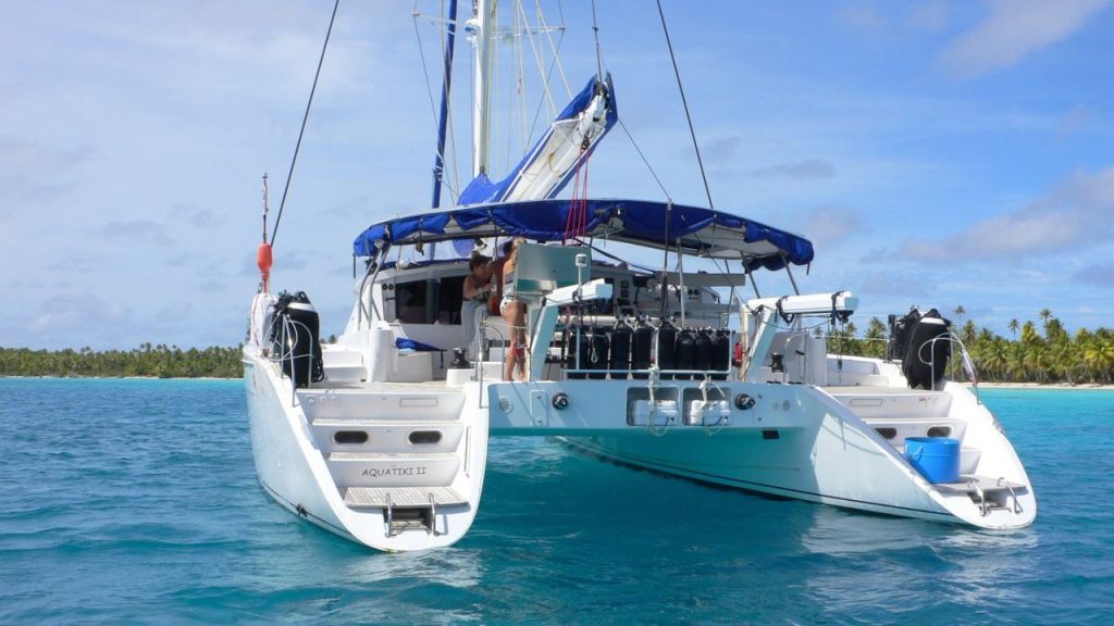 aquatiki 2 liveaboard diving in french polynesia fakarava tuamotu 13