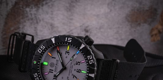 Deep Blue DayNight Diver Deep Blue DayNight Diver