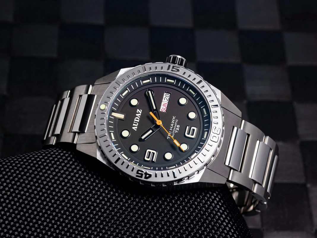 Audaz Tri-Hawk T25