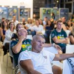 Na predavanju u centru Ivan Vitić u prvom redu sjedi Siniša Ižaković koji je pronašao olupinu američkog bombardera B-24 Lady Luck / FOTO: Vedran Metelko