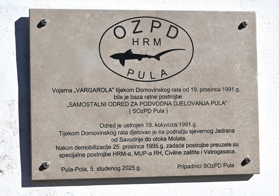 U Puli otkrivena spomen-ploča ratnim roniocima