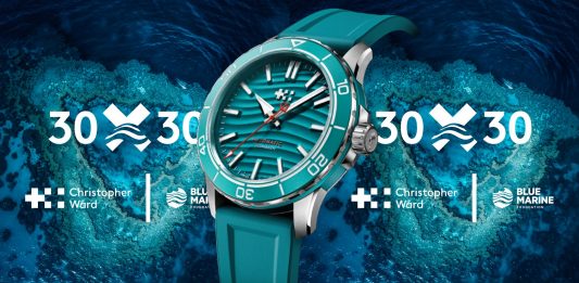 Christopher Ward Trident 30×30